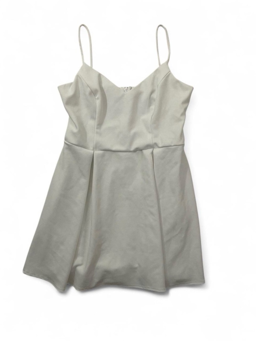 B. Darlin White Summer Pleated Dress size 15/16